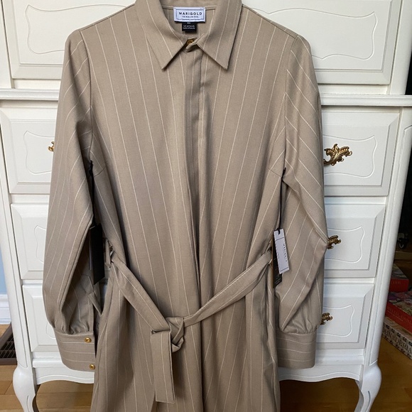 Beige pinstripe designer dress brand new size small - Picture 2 of 16